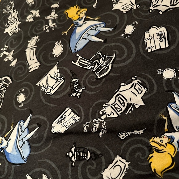 Lularoe Alice Tunic - Picture 2 of 6